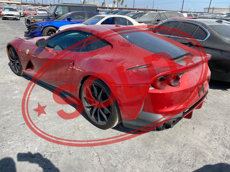 2018 ferrari 812 14