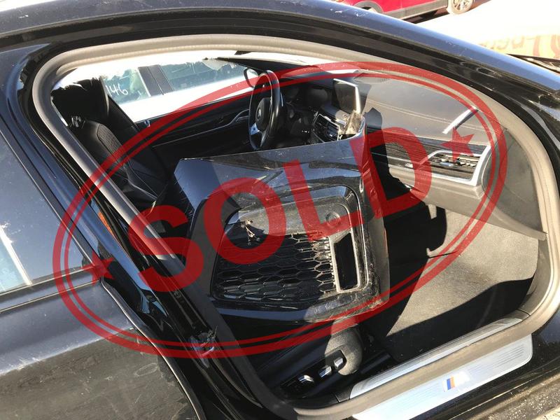 2020 bmw 750 xi 37