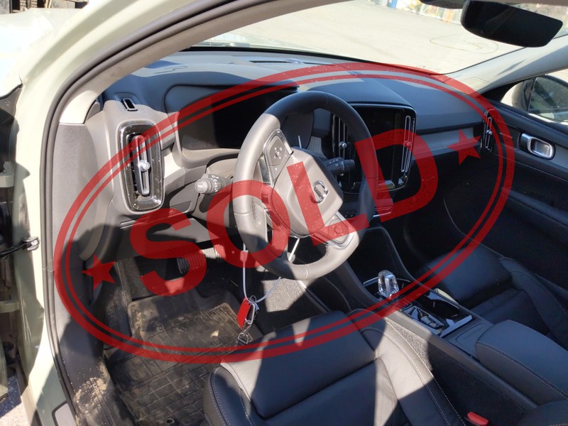 2023 volvo xc40 zabrac czesci 48