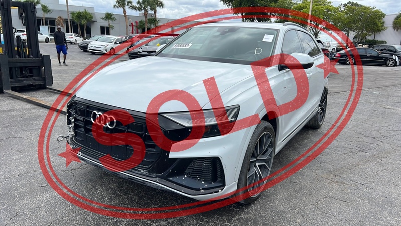 2019 audi q8 4
