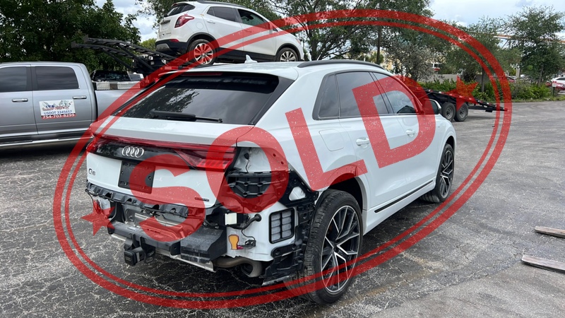 2019 audi q8 10