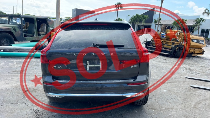 2022 volvo xc60 8