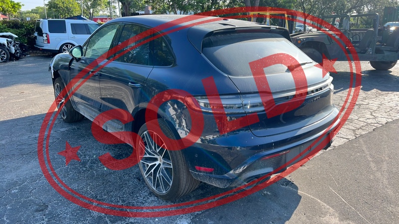 2023 porsche macan 13