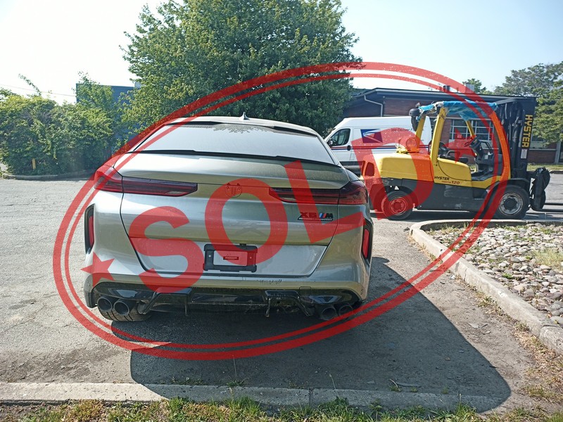 2022 bmw x6 12