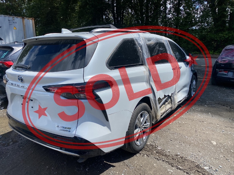 2022 toyota sienna 4