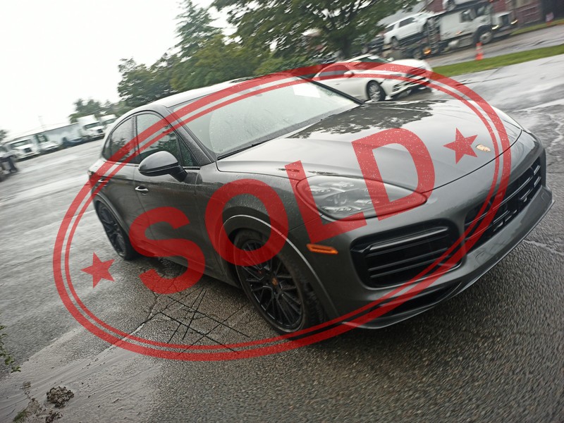 2021 porsche cayenne 14