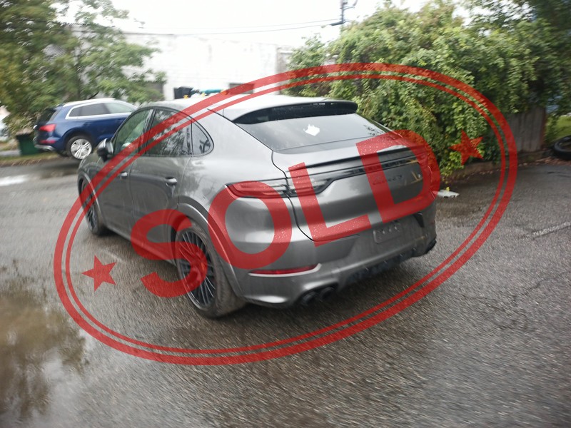 2021 porsche cayenne 18