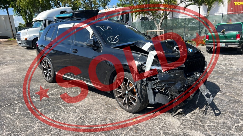 2021 bmw x7 9
