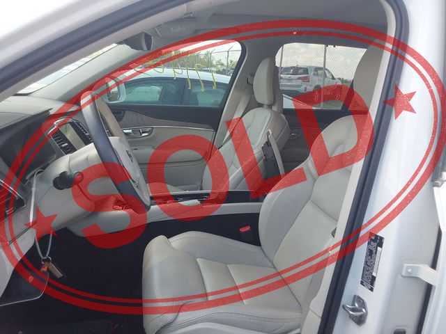 2021 volvo xc90 zabrac czesci 11