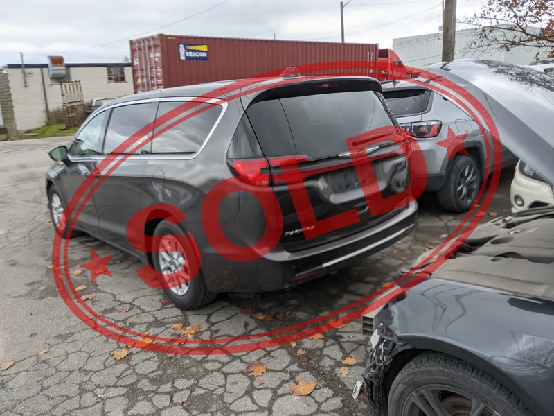 2023 chrysler pacifica 26