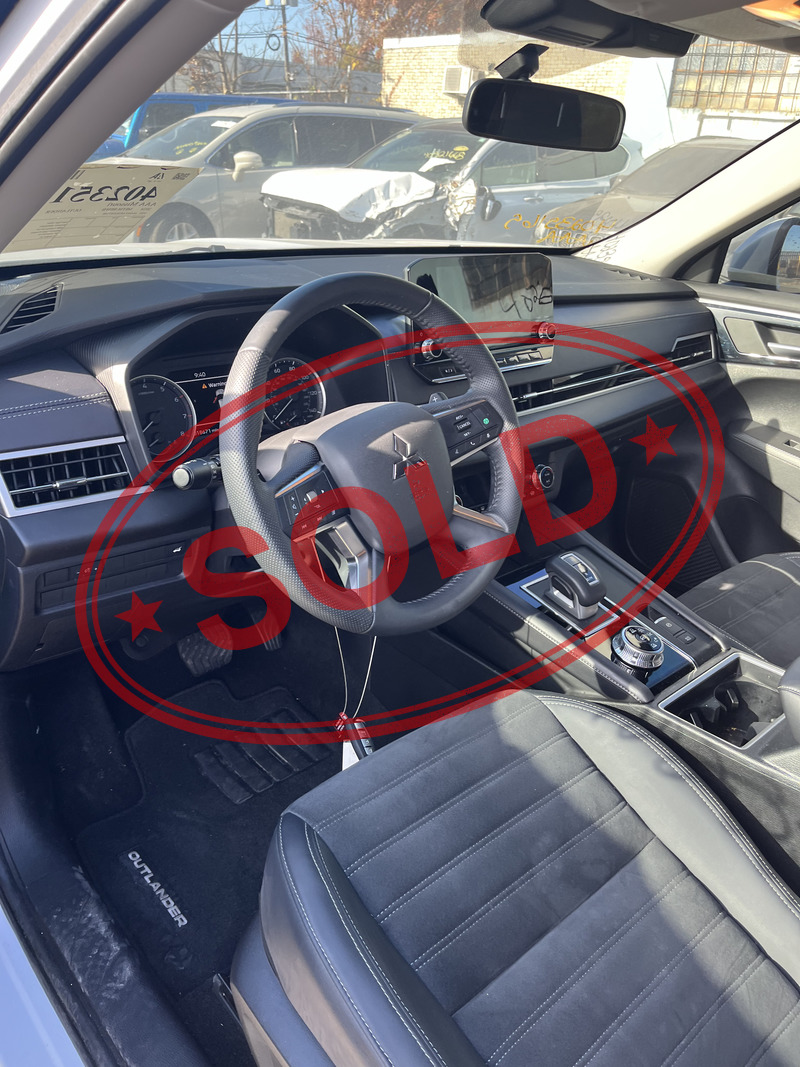 2024 mitsubishi outlander 6