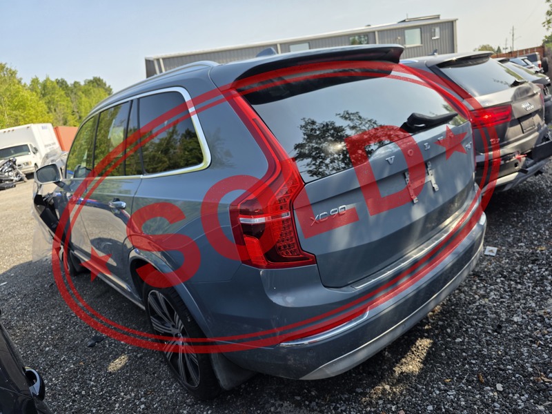 2022 volvo xc90 10