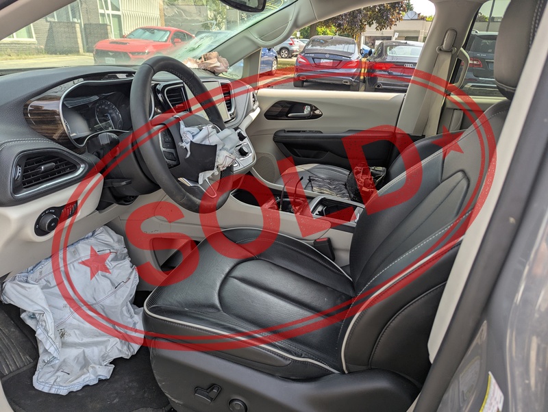 2023 chrysler pacifica 2