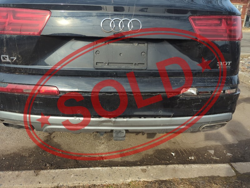 2017 audi q7 6